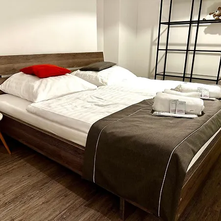 Апартаменти Beefree Whirlpoolsuitexl33-freeparking-fastwifi *