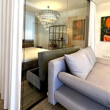 Beefree Whirlpoolsuitexl33-freeparking-fastwifi Apartment